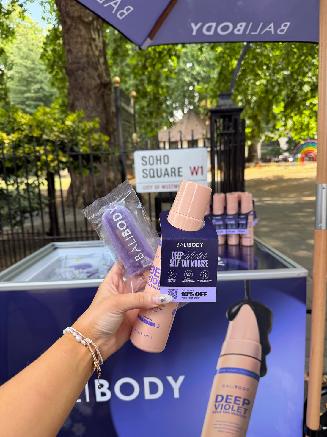 Celebrating Summer in London with Our Deep Violet Self Tan Mousse Pop Up